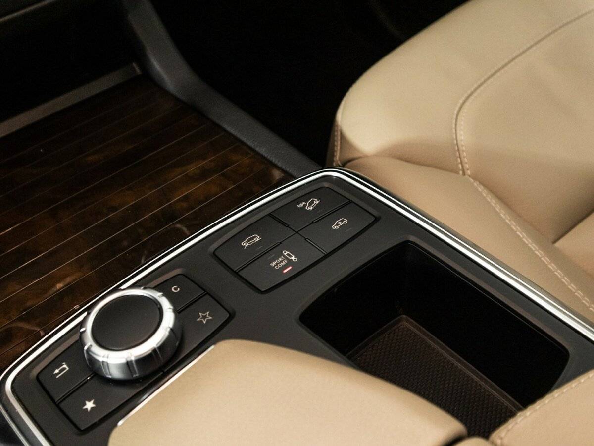 Mercedes-Benz GL-Класс 400, 2014 Фото №24