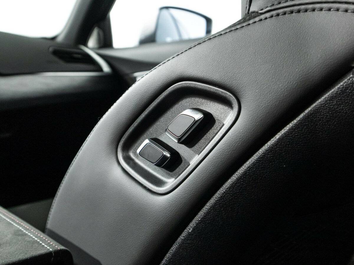 Geely Tugella, 2024 Фото №17