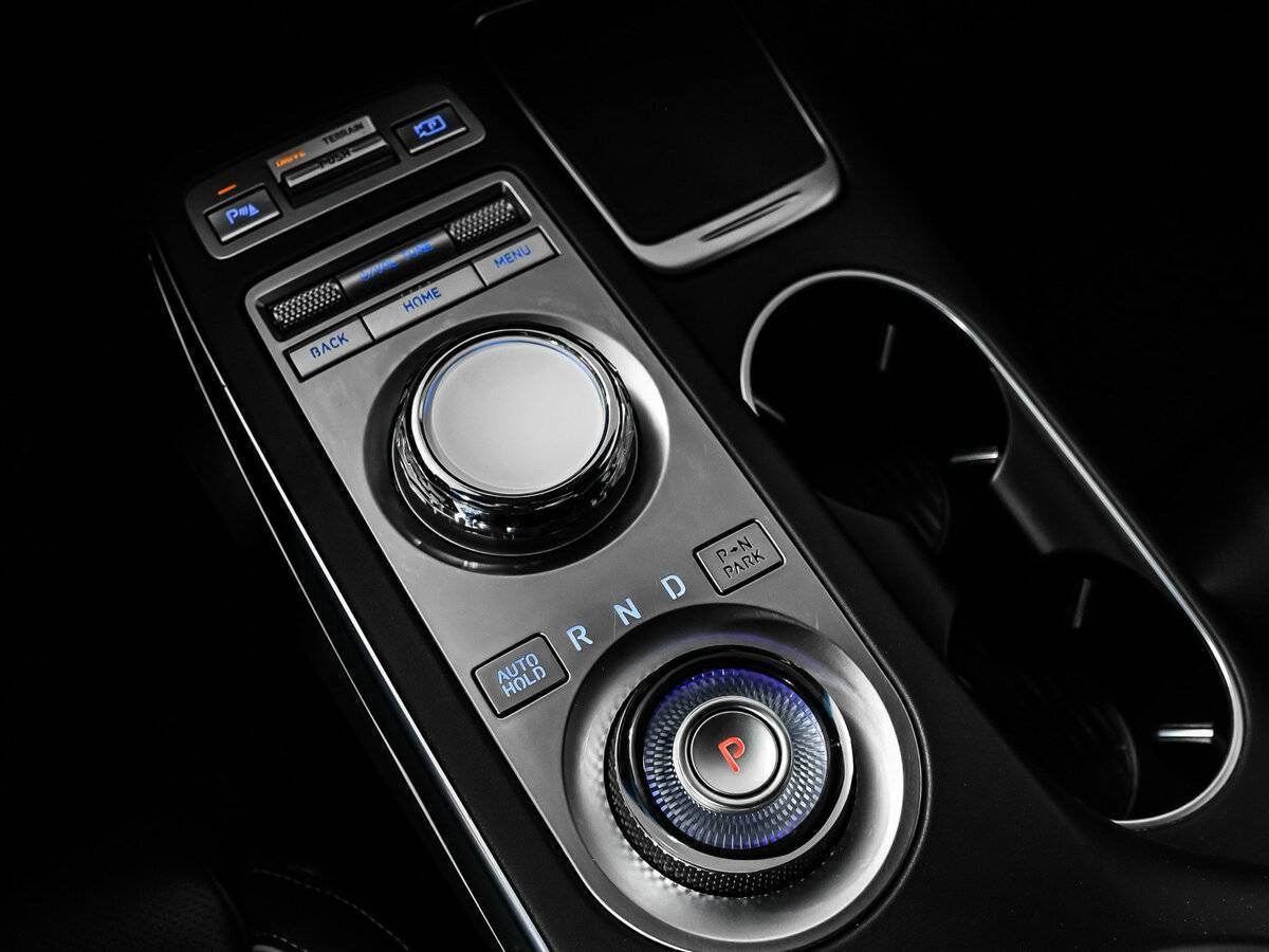 Genesis GV70, 2020 Фото №20