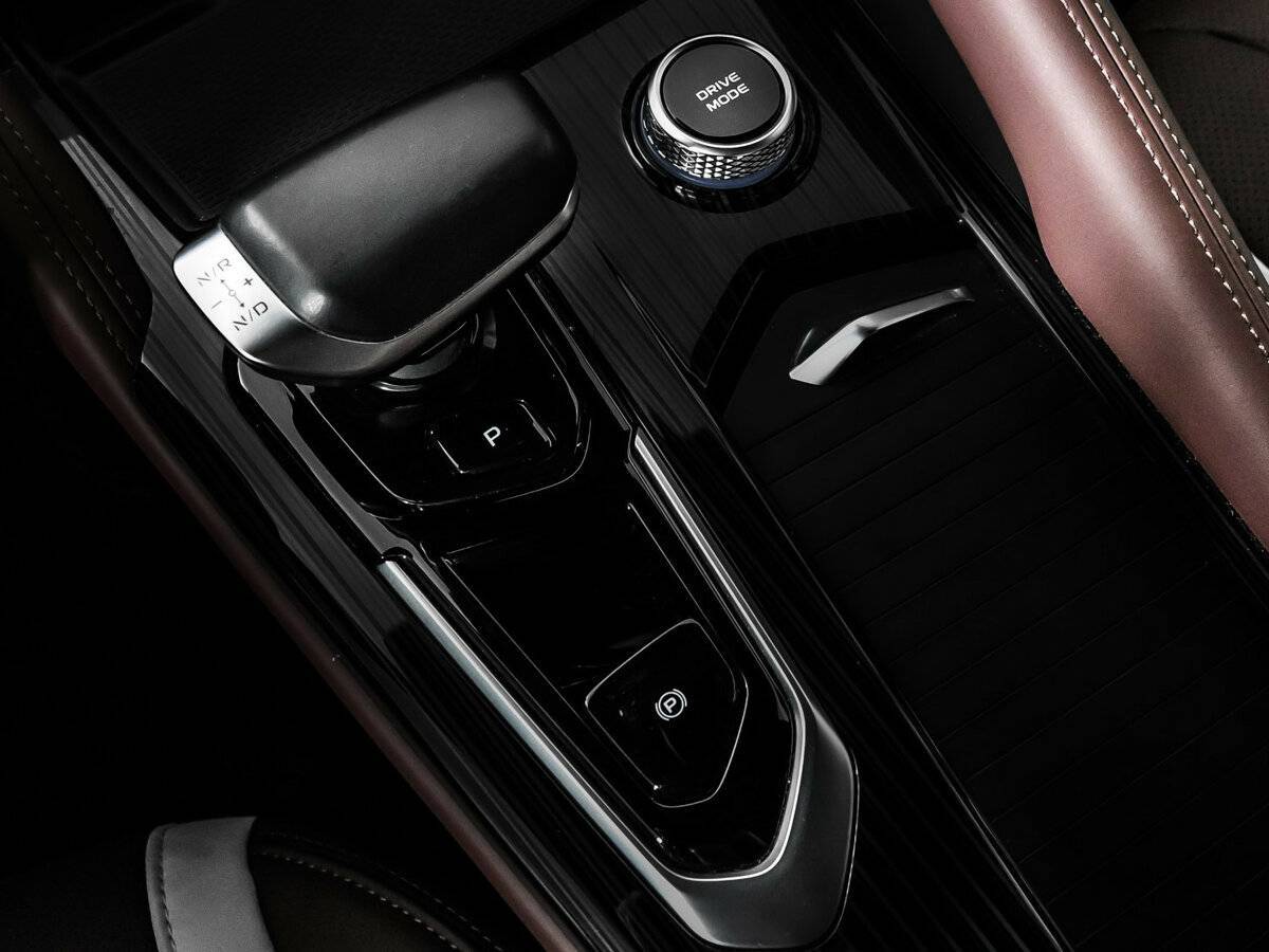 Geely Monjaro, 2023 Фото №19