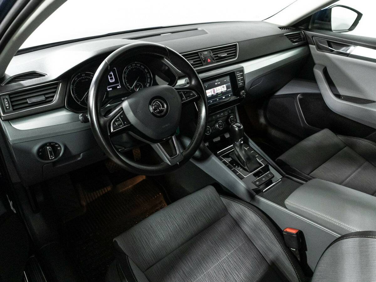 Skoda Superb, 2015 Фото №11