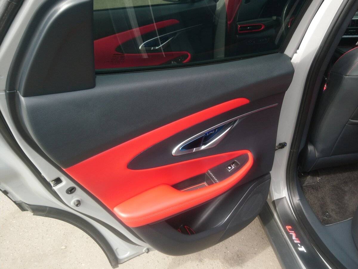 Changan UNI-T, 2020 Фото №16