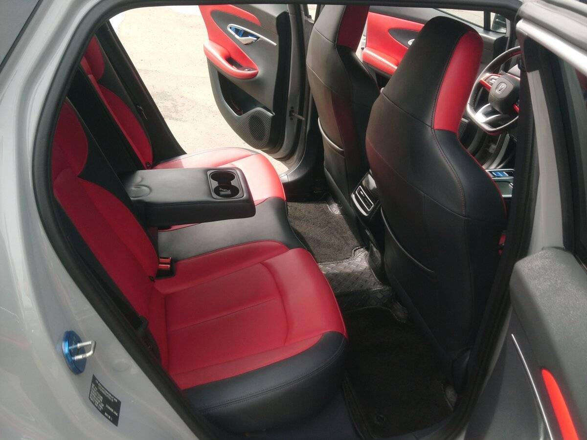 Changan UNI-T, 2020 Фото №22