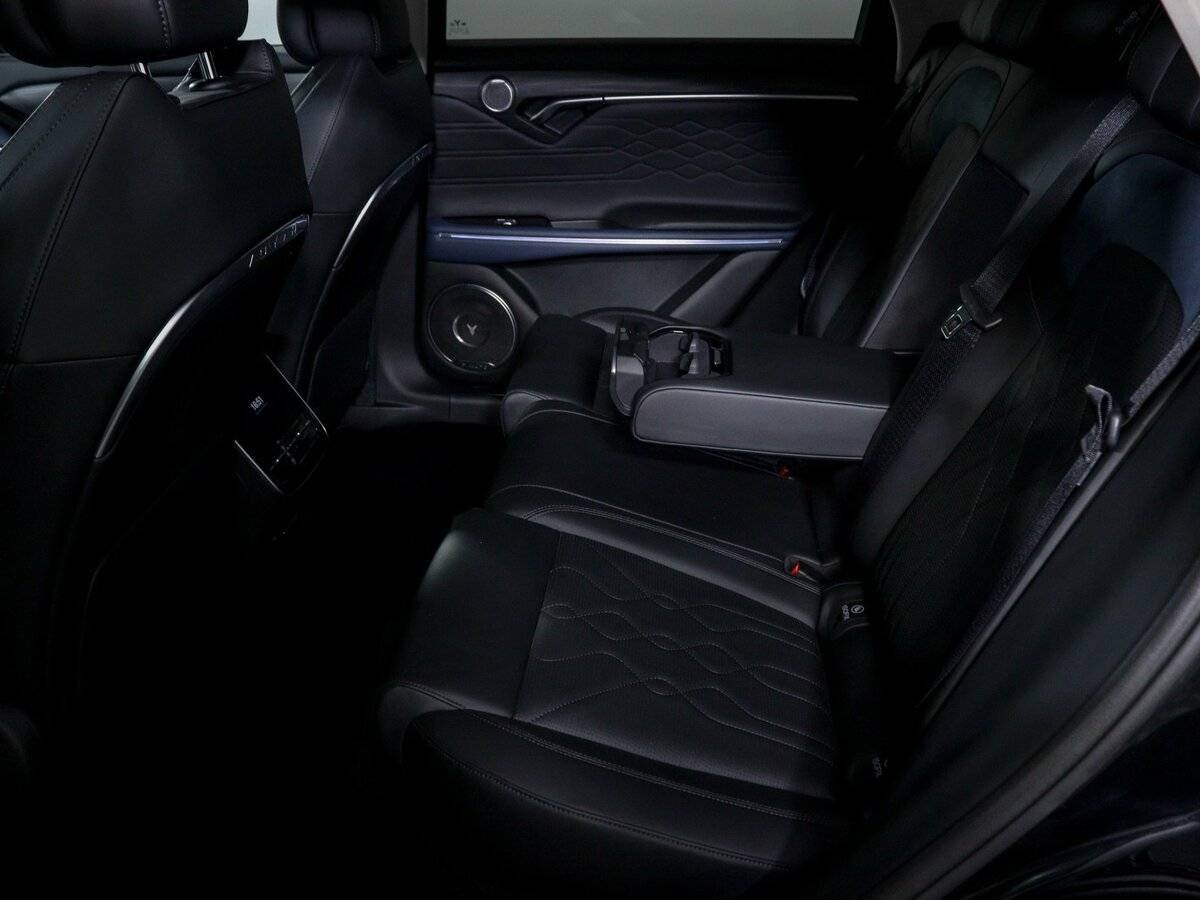 Voyah Free, 2023 Фото №10