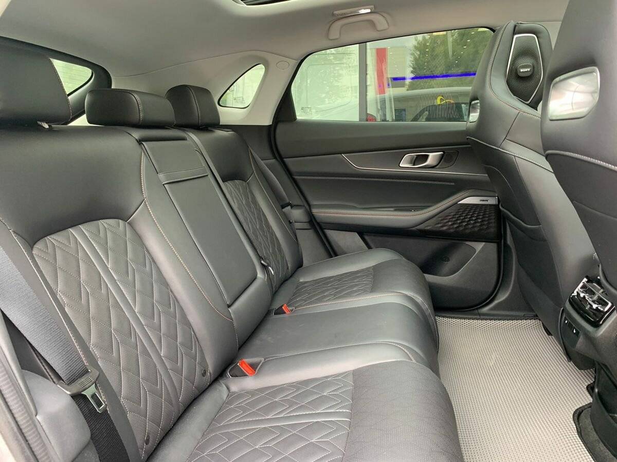 Changan UNI-K, 2023 Фото №11