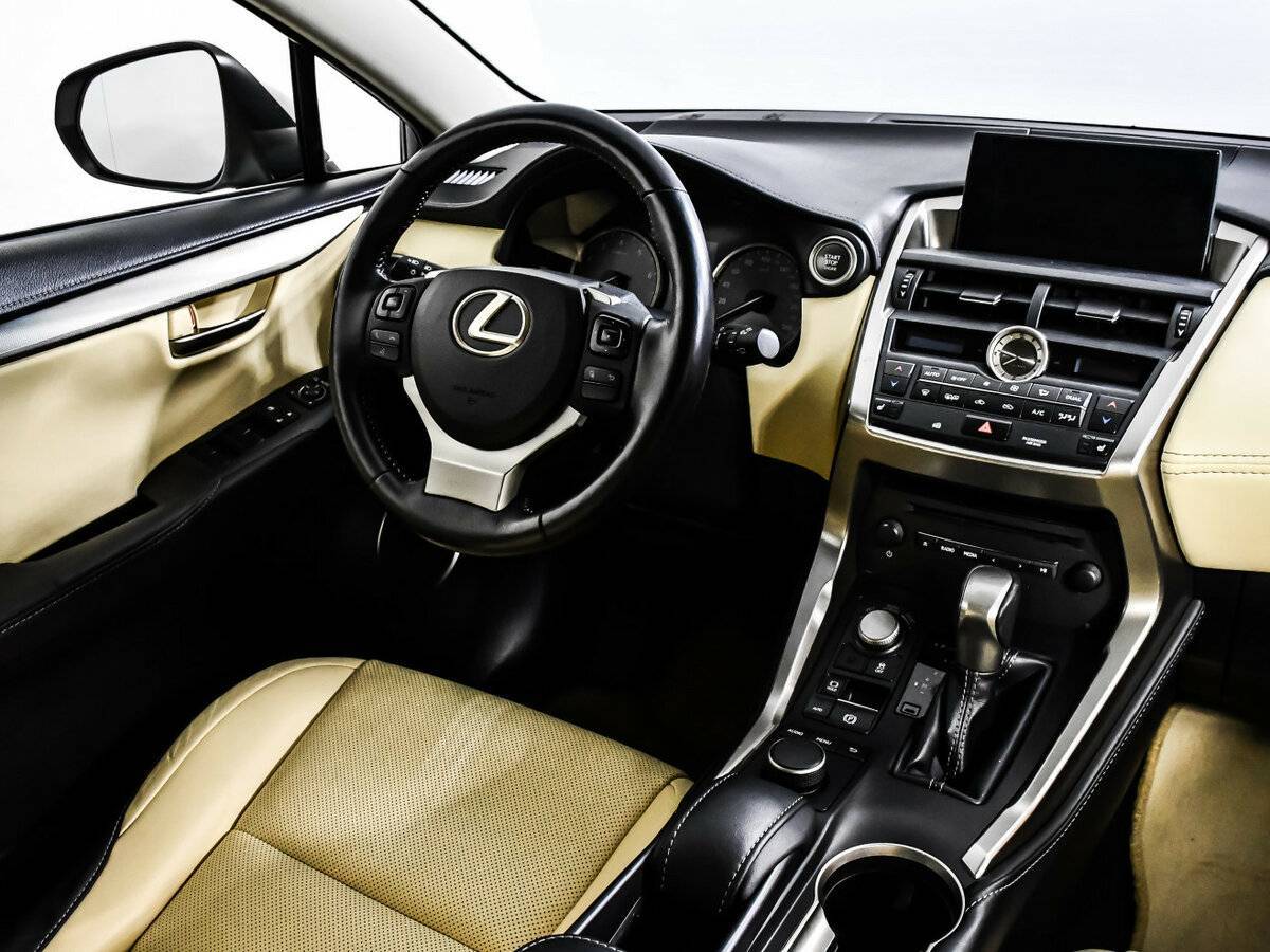 Lexus NX 200t, 2015 Фото №9