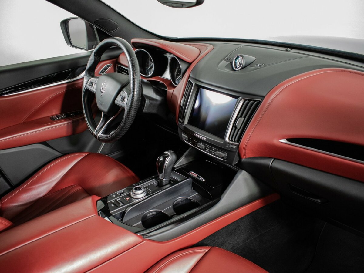 Maserati Levante I, 2017 Фото №9