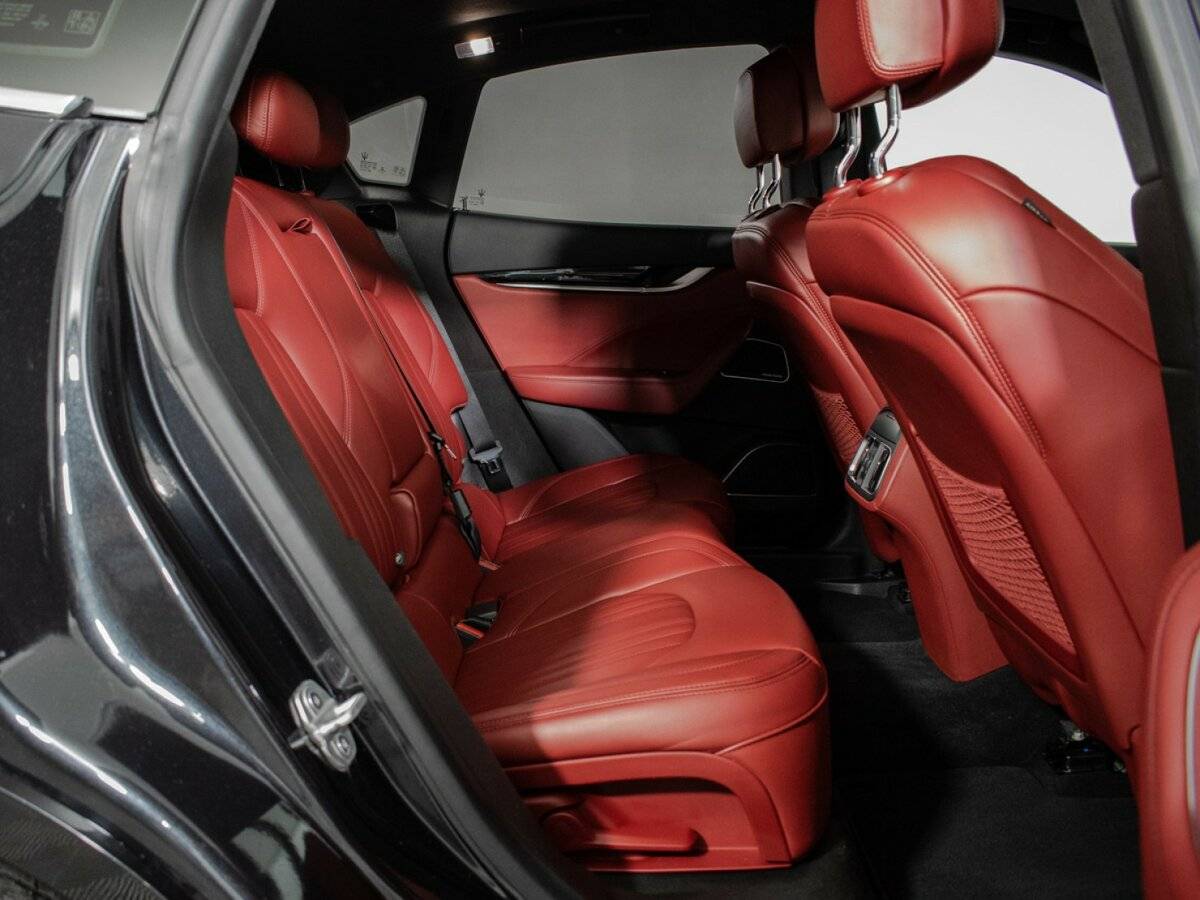 Maserati Levante I, 2017 Фото №10