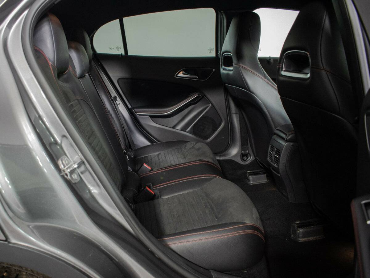 Mercedes-Benz GLA 200 I (X156) Рестайлинг, 2019 - 47 142 км. | Фото №7