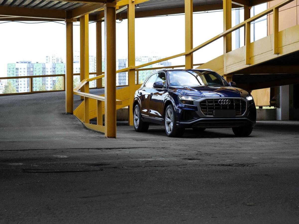 Audi Q8 45 TDI I (4M), 2021 Фото №18