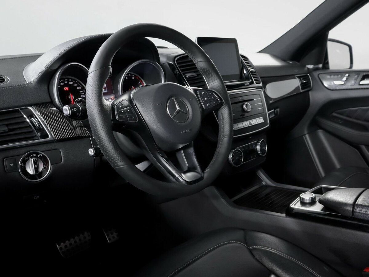 Mercedes-Benz GLE 300 I (W166), 2017 Фото №13
