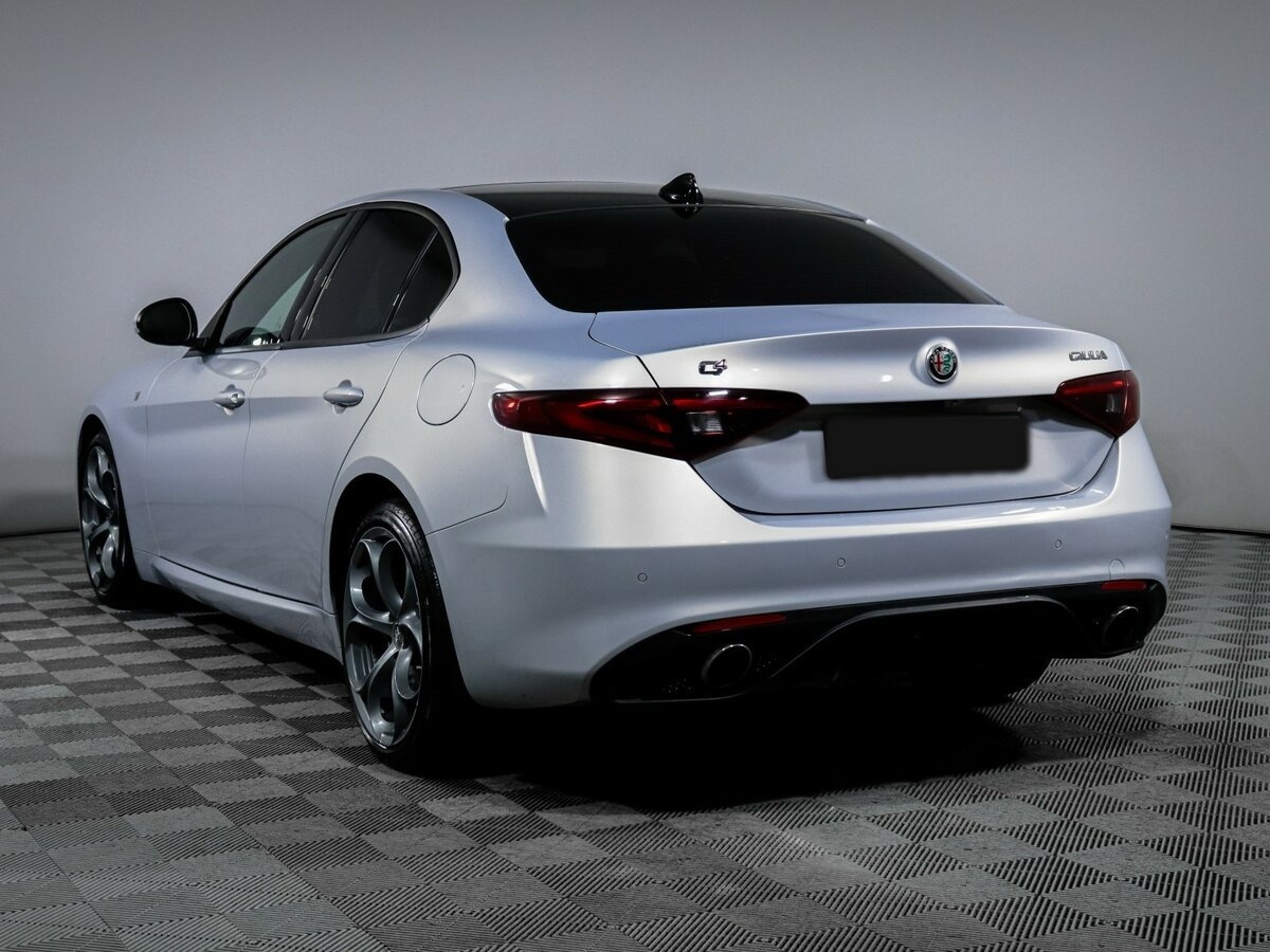 Alfa Romeo Giulia II (952) Рестайлинг, 2021 Фото №6