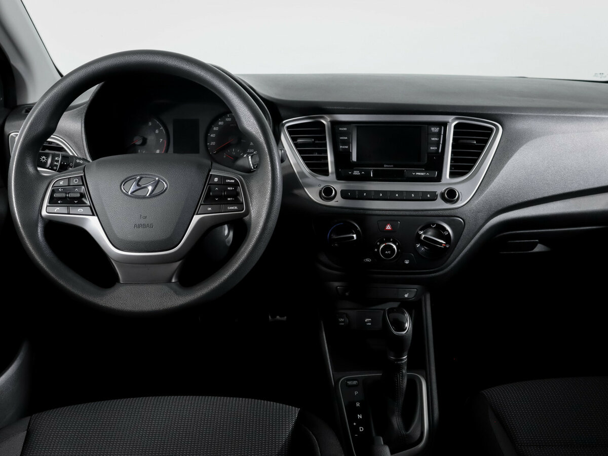 Hyundai Solaris II Рестайлинг, 2020 Фото №10