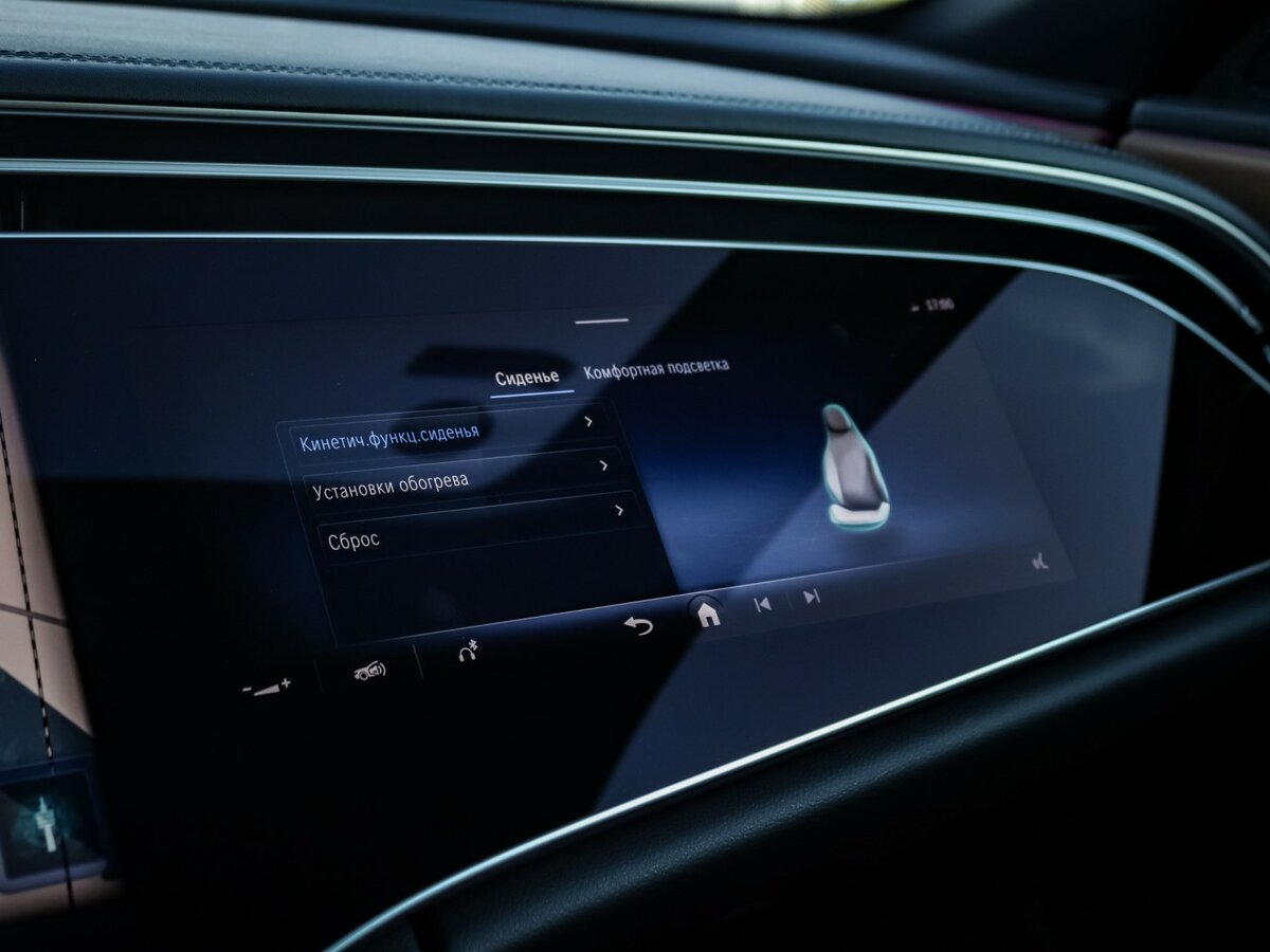 Mercedes-Benz E-Класс 300 e VI (W214, S214), 2024 Фото №24