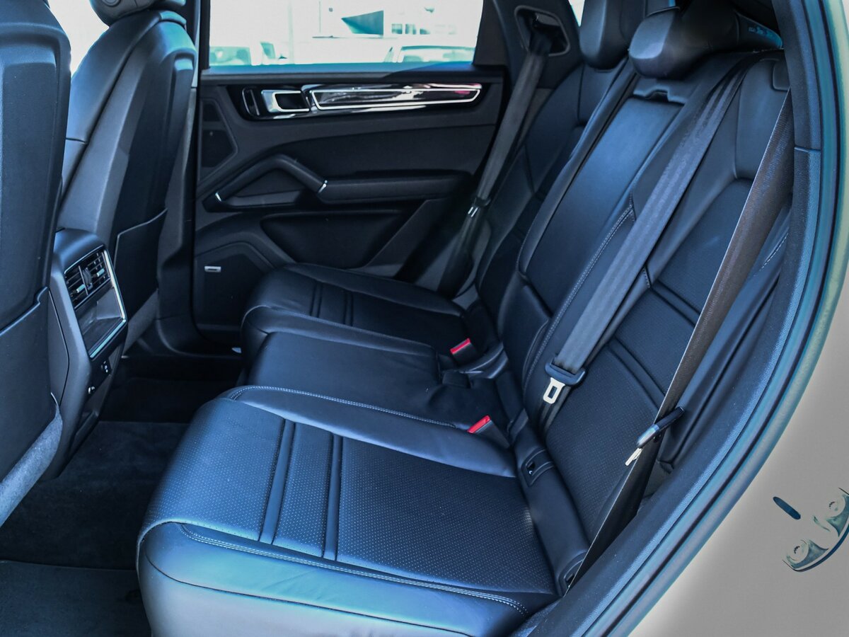 Porsche Cayenne Coupé III, 2021 Фото №15