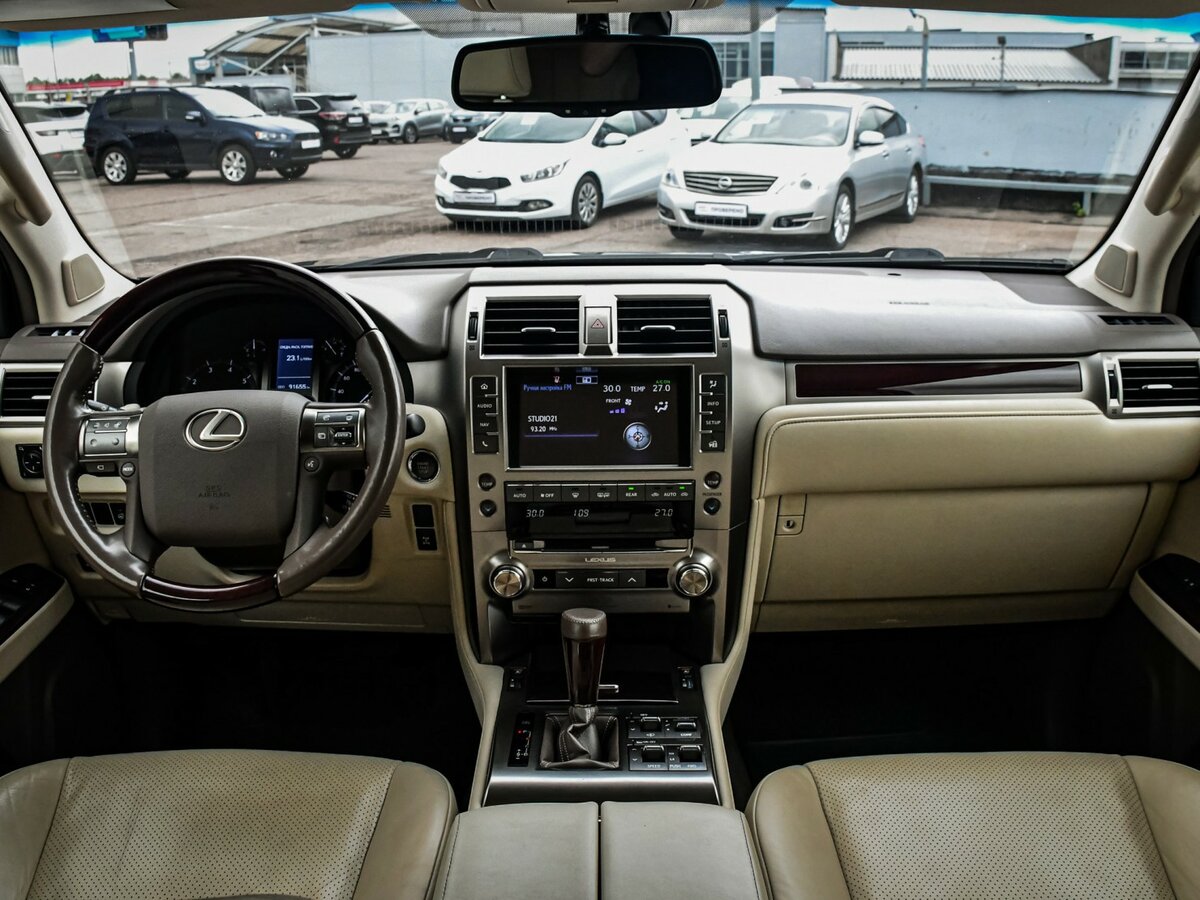 Lexus GX 460 II Рестайлинг, 2018 Фото №11
