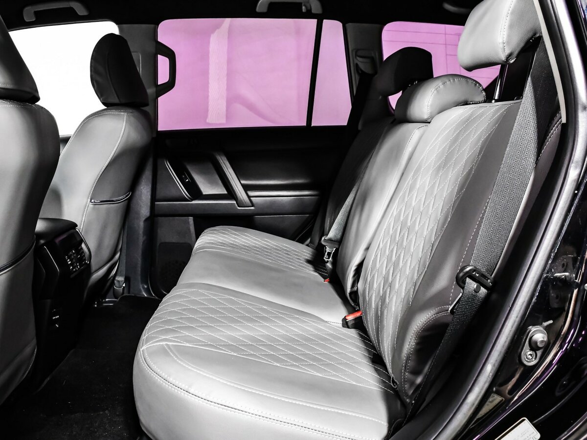 Toyota Land Cruiser Prado 150 Series Рестайлинг 1, 2013 Фото №10