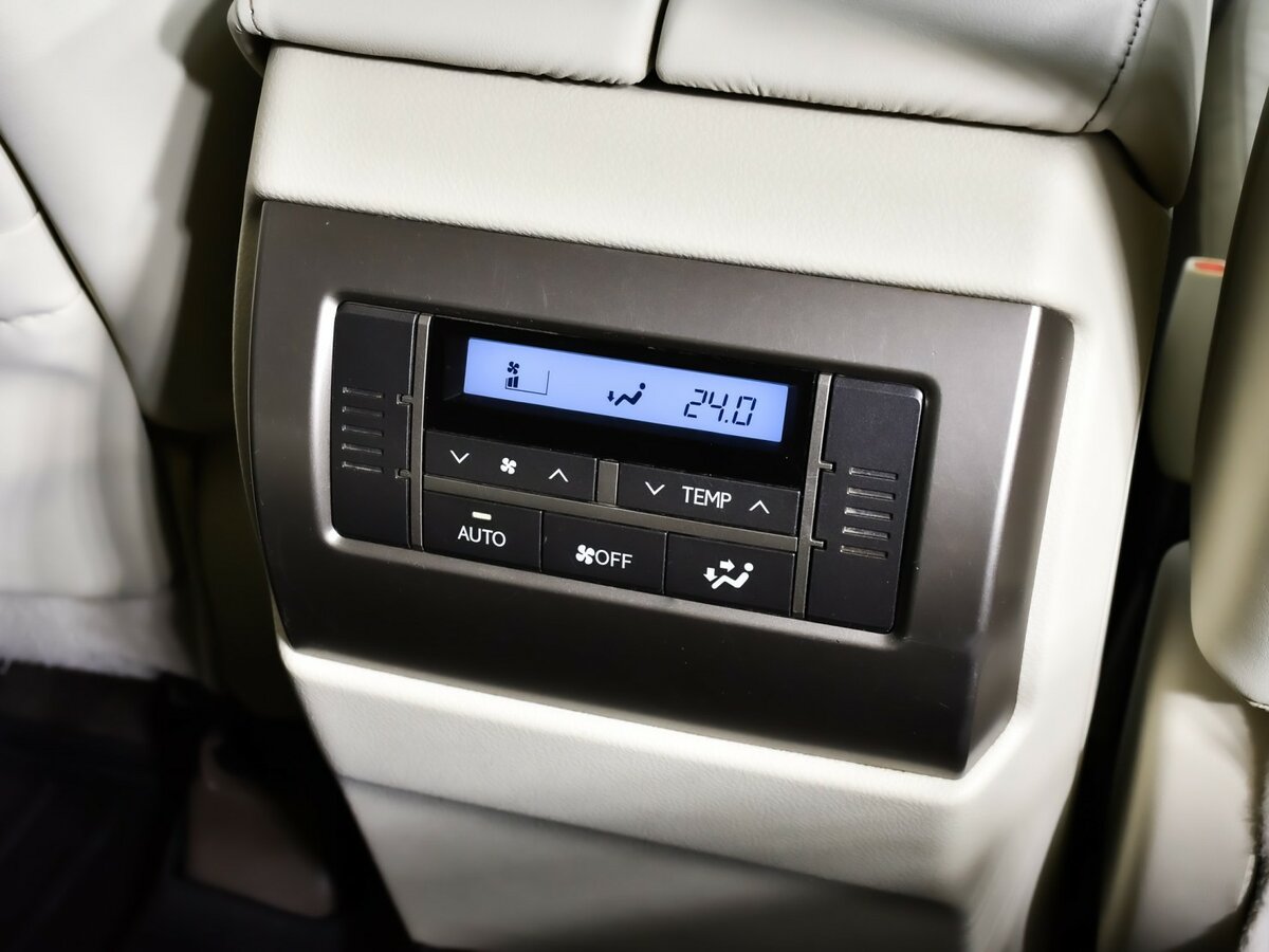 Lexus GX 460 II, 2011 Фото №15
