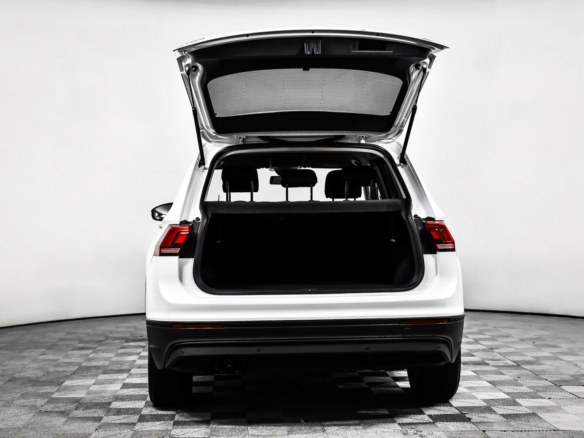 Volkswagen Tiguan II, 2020 Фото №13