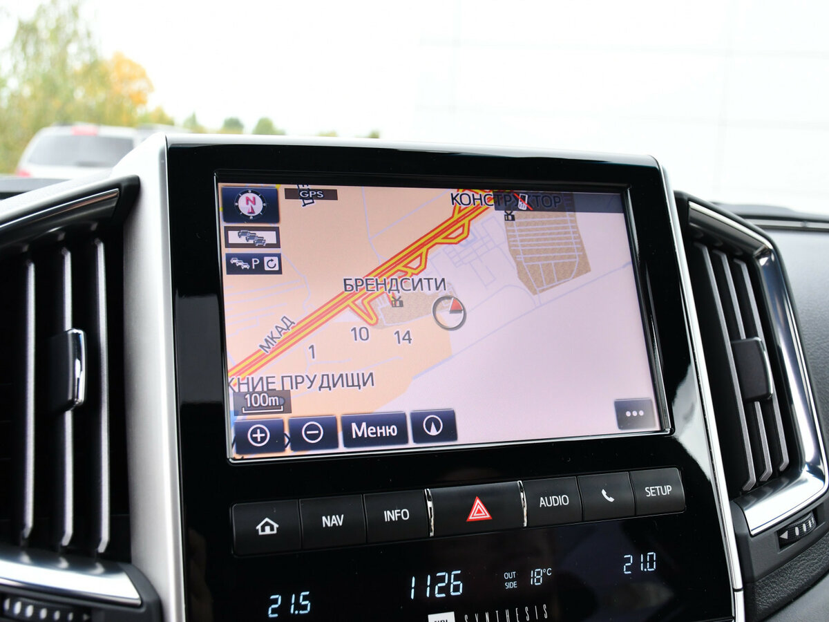 Toyota Land Cruiser 200 Series Рестайлинг 2, 2017 Фото №25