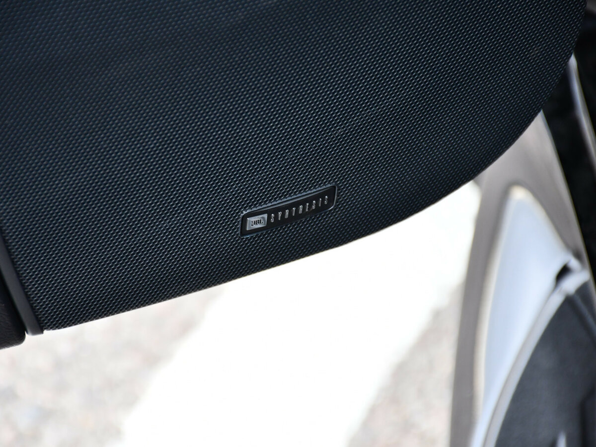 Toyota Land Cruiser 200 Series Рестайлинг 2, 2017 Фото №28