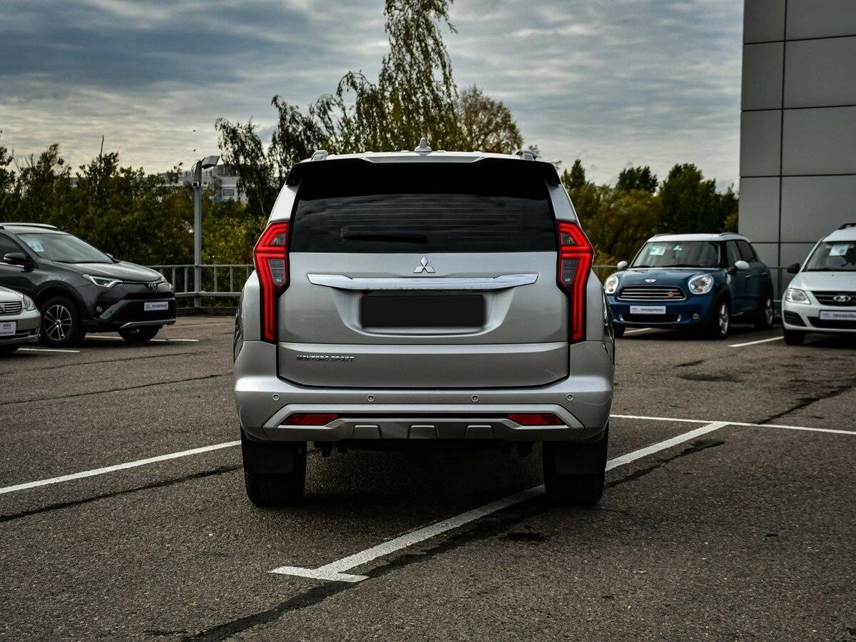 Mitsubishi Montero Sport III Рестайлинг, 2022 - 105 360 км. | Фото №6