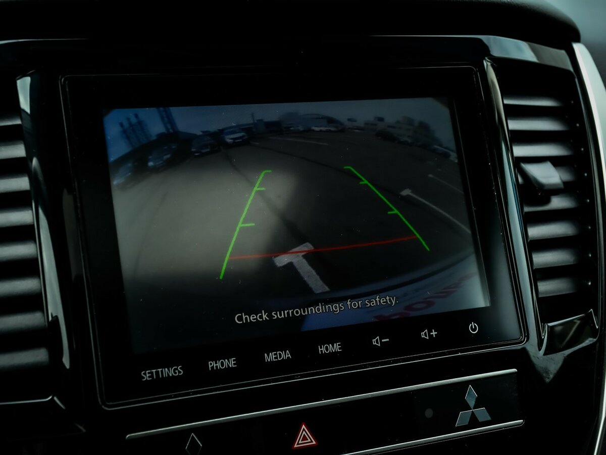 Mitsubishi Montero Sport III Рестайлинг, 2022 Фото №19