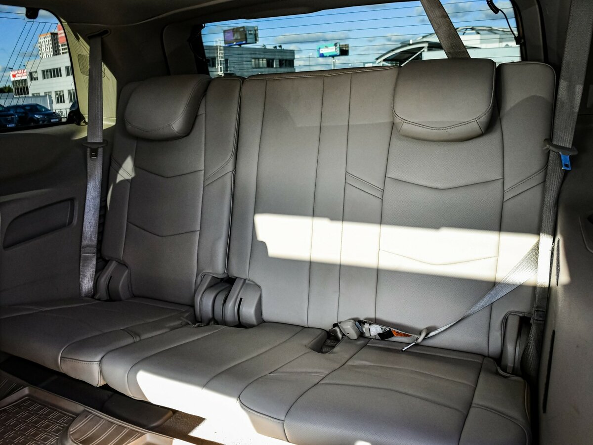 Cadillac Escalade IV, 2018 Фото №12