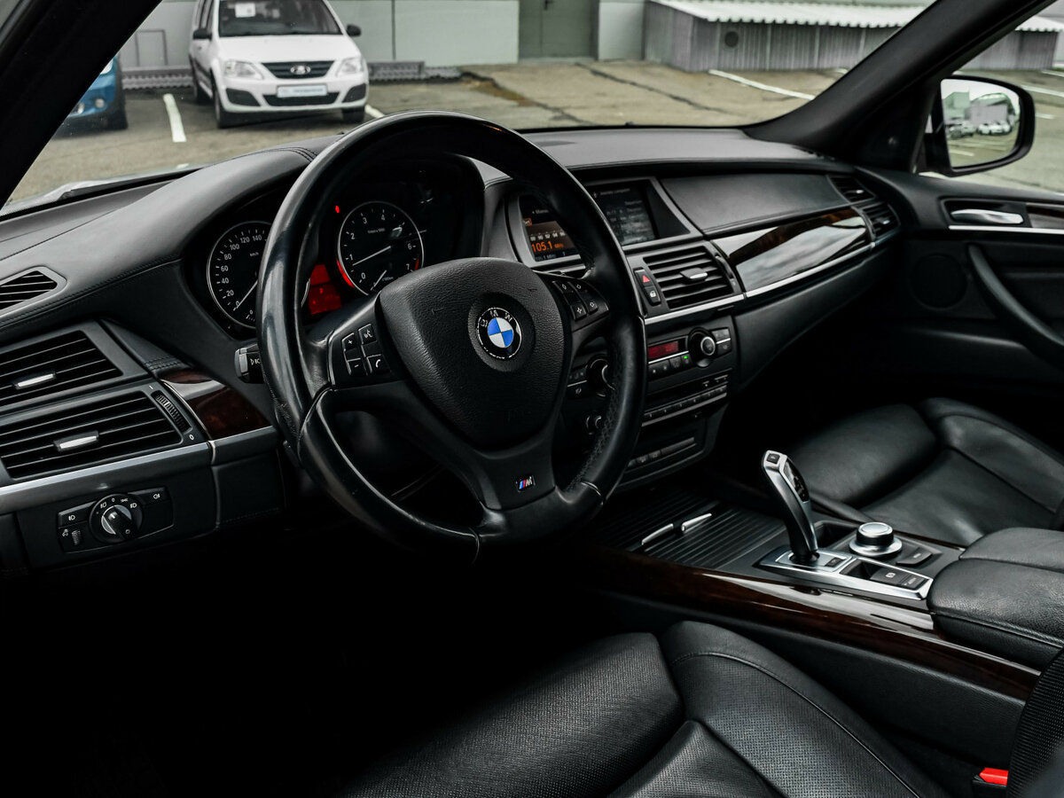 BMW X5 4.8i II (E70), 2009 Фото №11