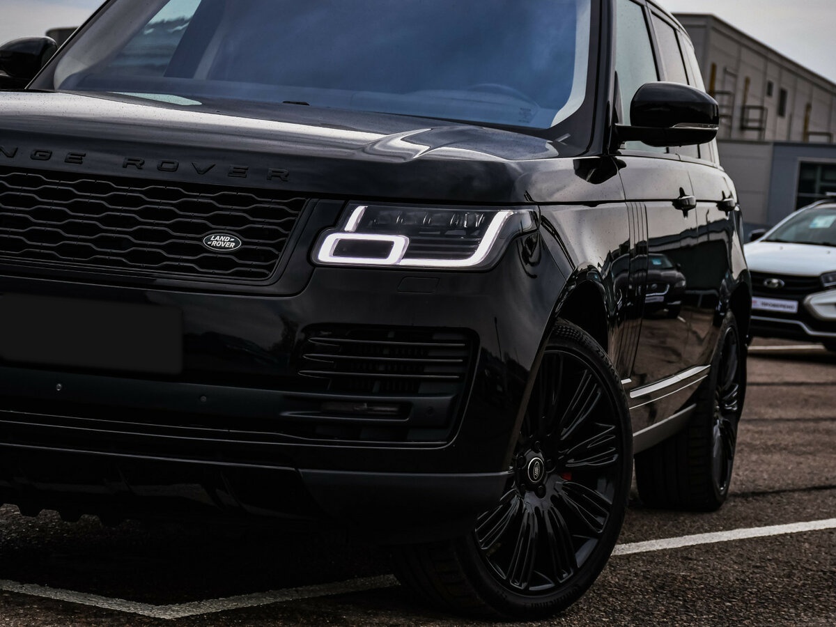 Land Rover Range Rover Long IV Рестайлинг, 2019 - 96 694 км. | Фото №2