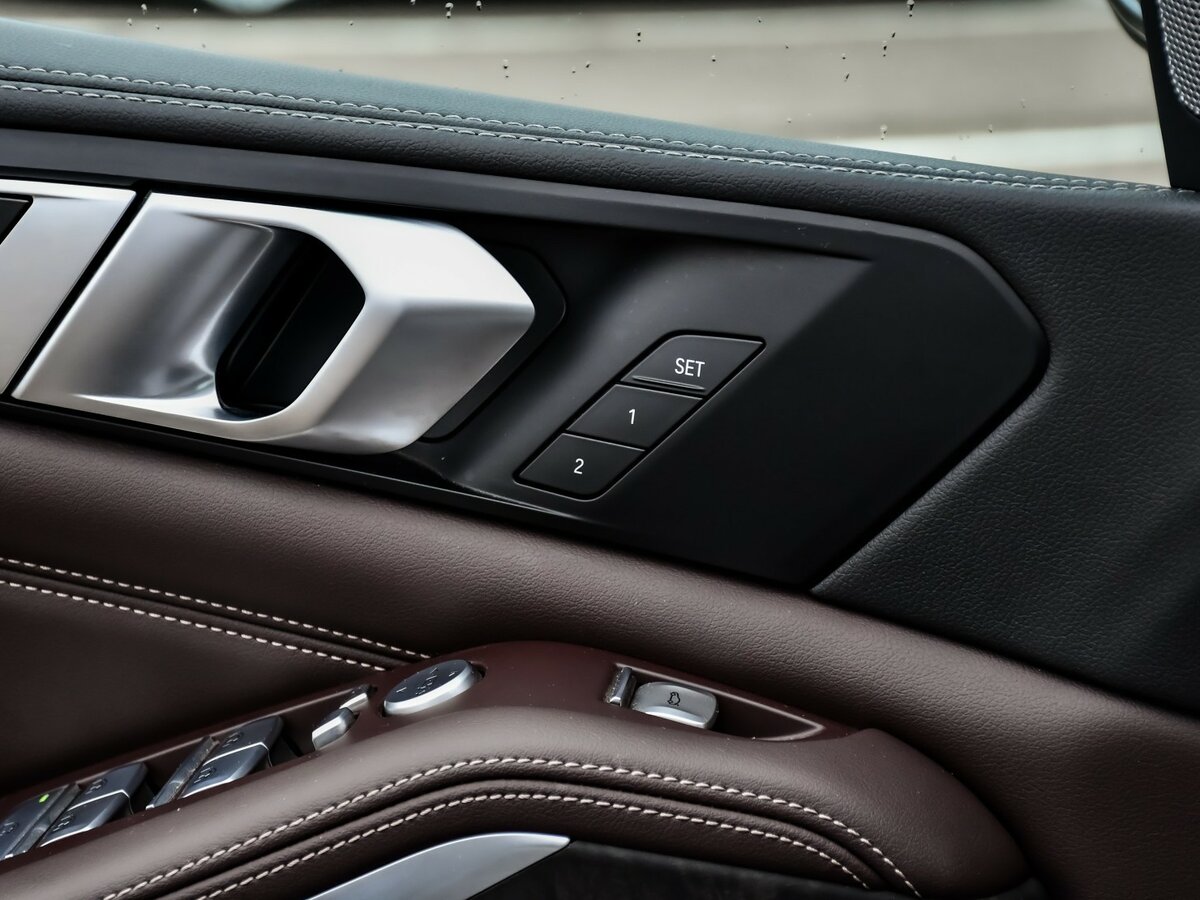 BMW X5 Long 30Li IV (G05/G18), 2023 Фото №18