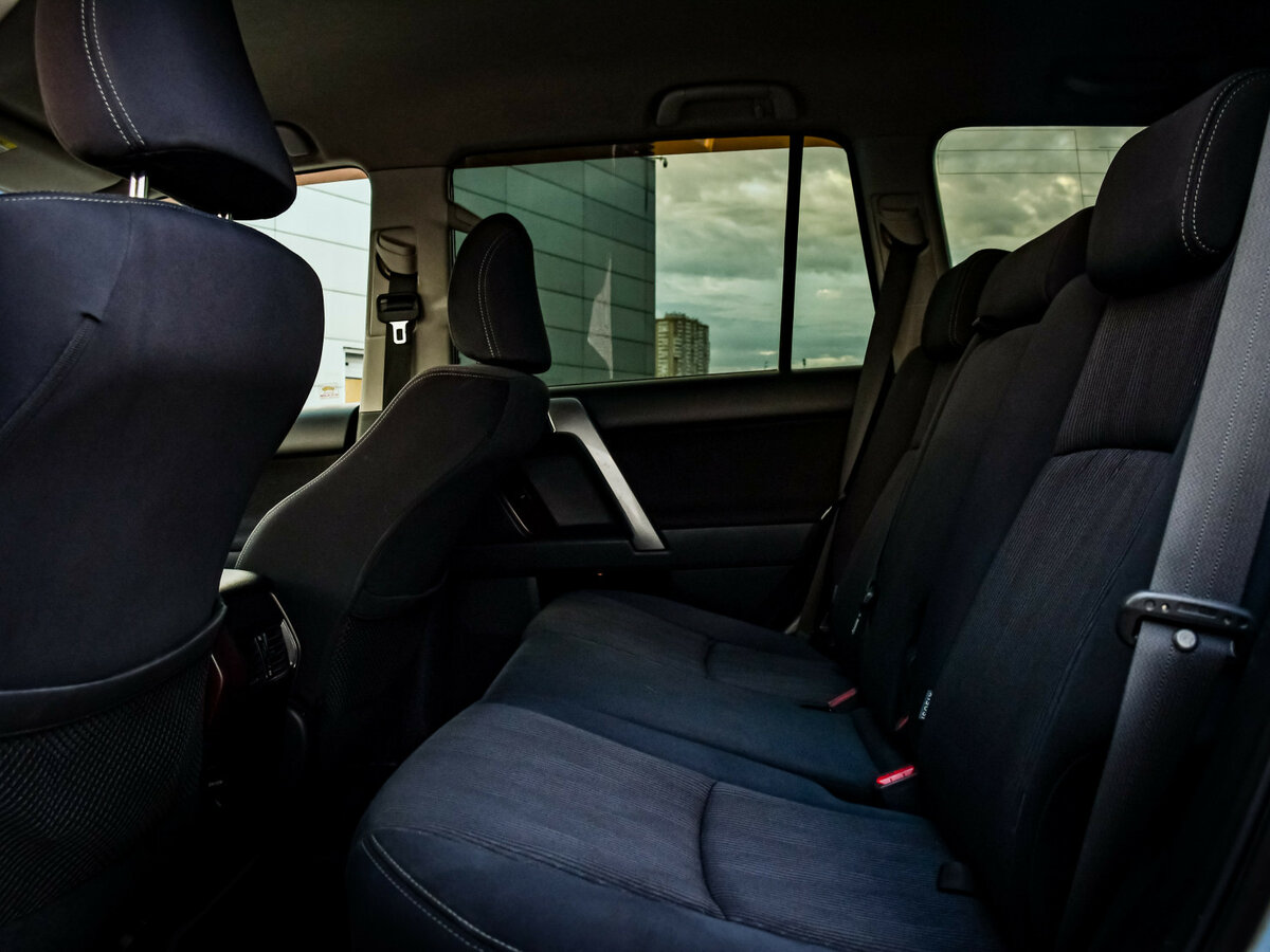 Toyota Land Cruiser Prado 150 Series Рестайлинг 1, 2014 Фото №13