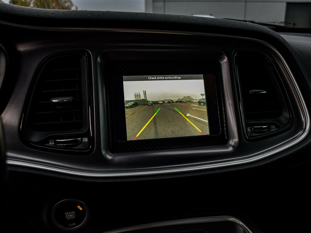 Dodge Challenger III Рестайлинг 2, 2020 Фото №12