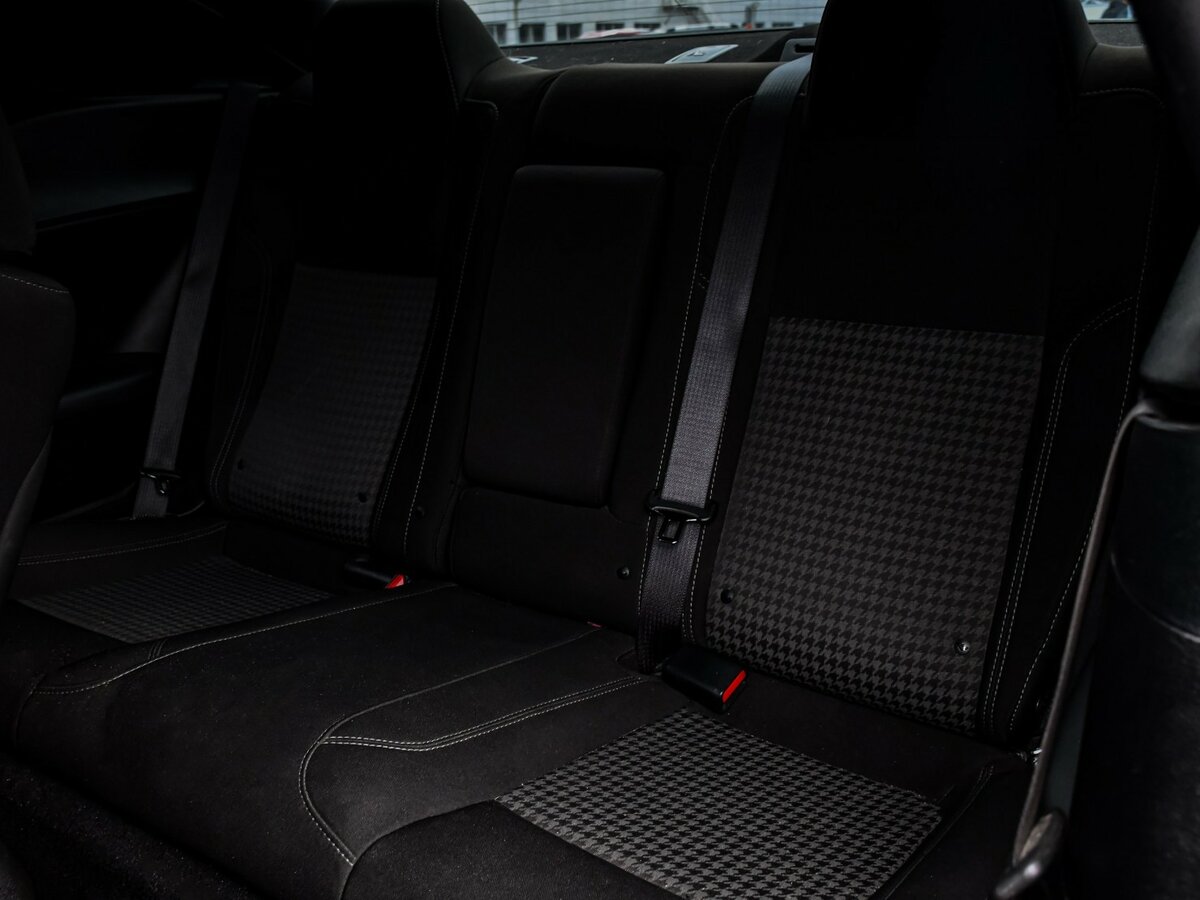 Dodge Challenger III Рестайлинг 2, 2020 Фото №16