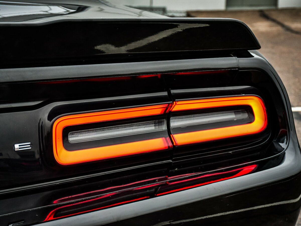 Dodge Challenger III Рестайлинг 2, 2020 Фото №22
