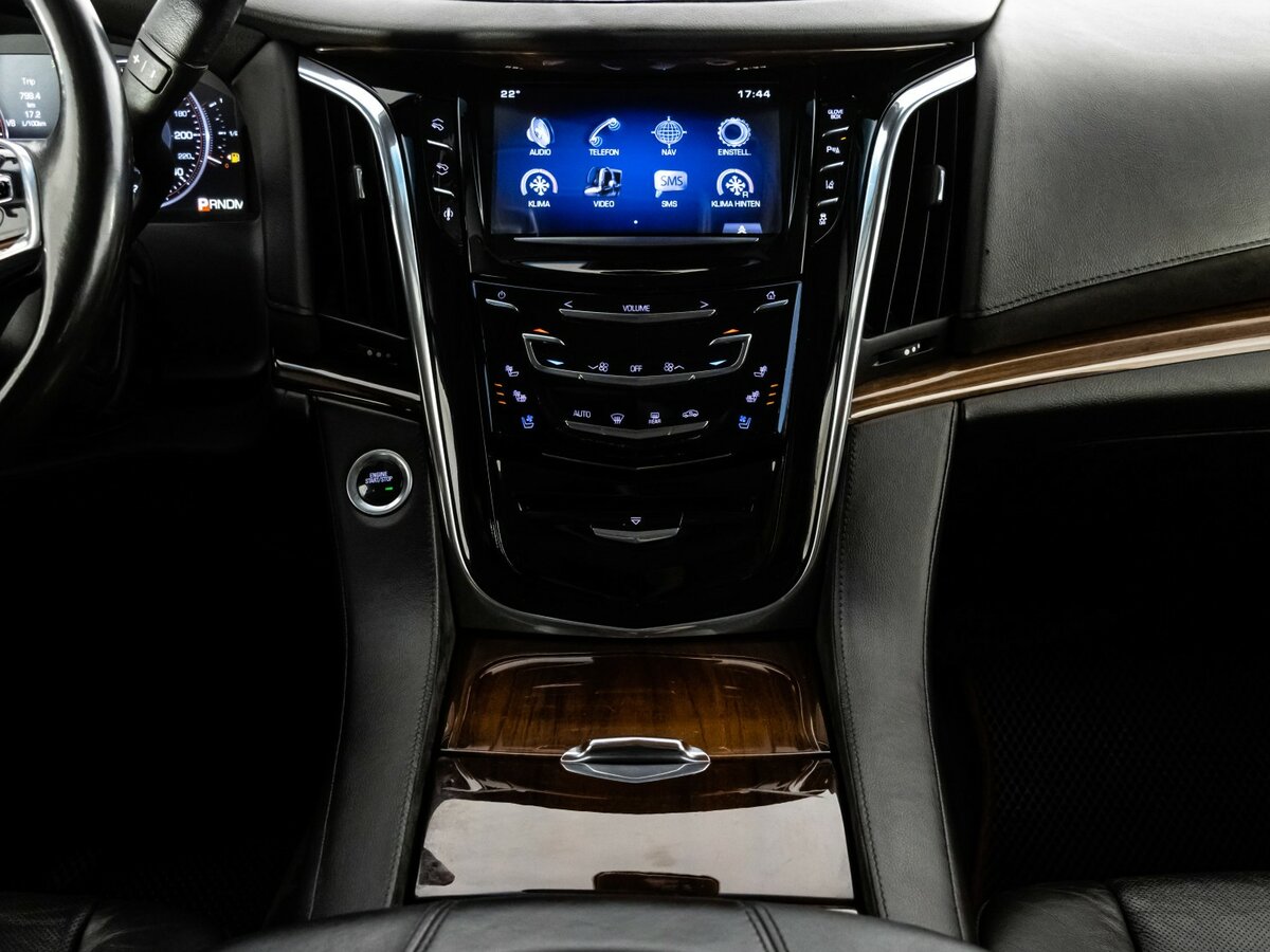 Cadillac Escalade IV, 2015 Фото №10