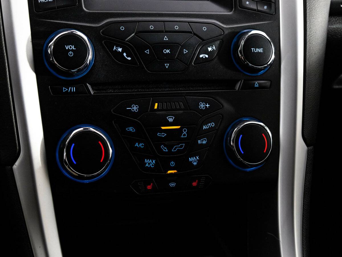 Ford Mondeo V, 2016 Фото №11