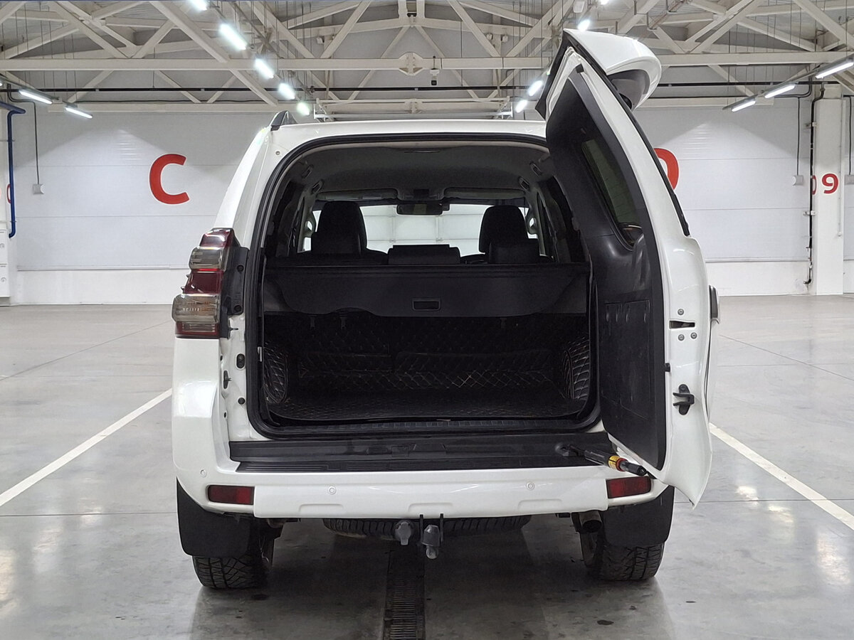 Toyota Land Cruiser Prado 150 Series Рестайлинг 1, 2014 - 215 161 км. | Фото №7
