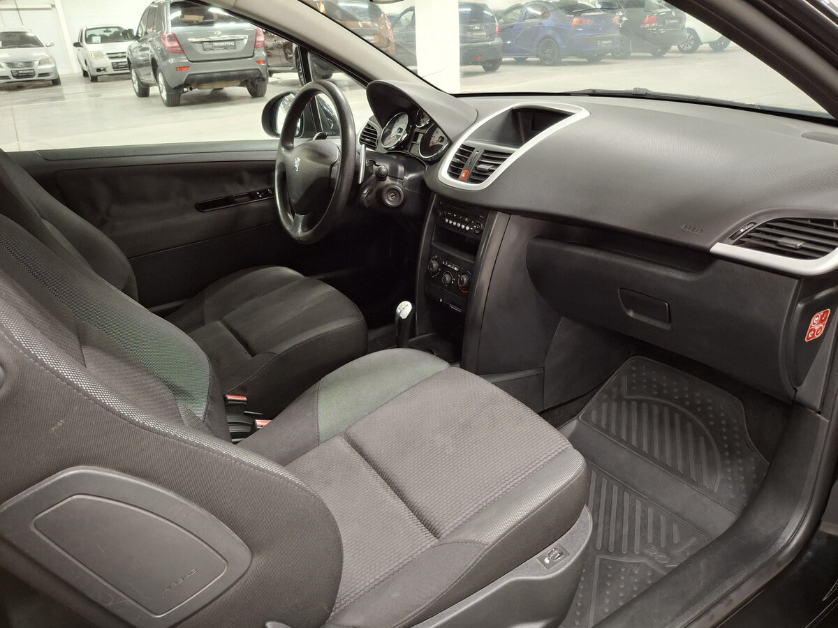 Peugeot 207 I Рестайлинг, 2010 Фото №11