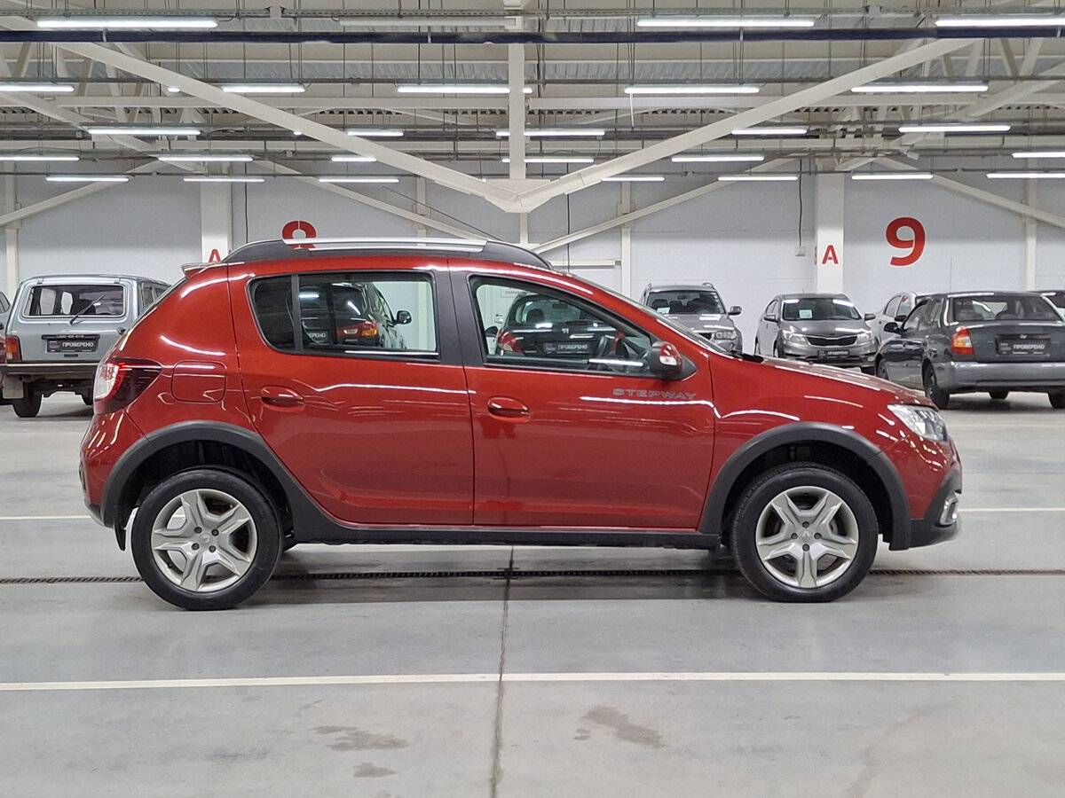 Renault Sandero Stepway II Рестайлинг, 2021 - 87 046 км. | Фото №4