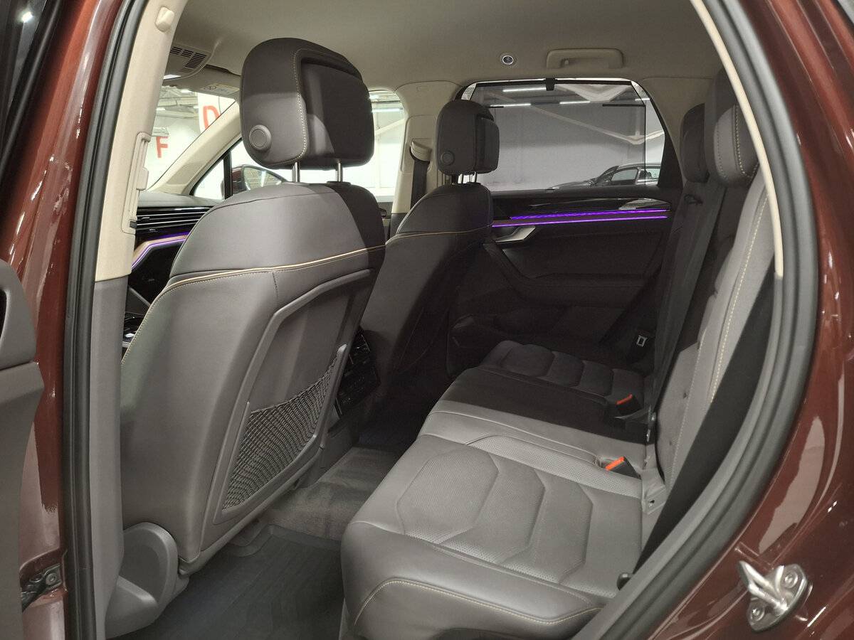 Volkswagen Touareg III, 2020 Фото №12