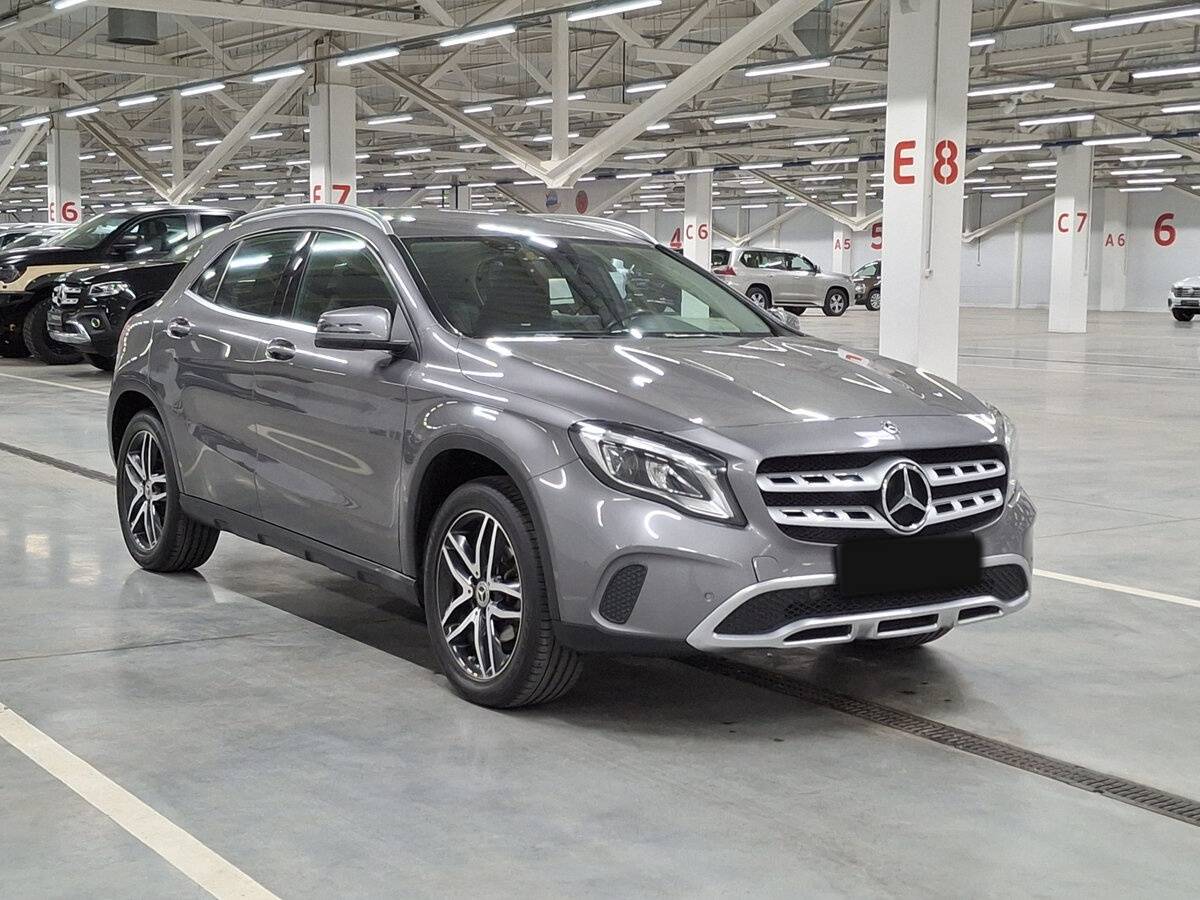 Mercedes-Benz GLA 200 I (X156) Рестайлинг, 2018 - 199 891 км. | Фото №3
