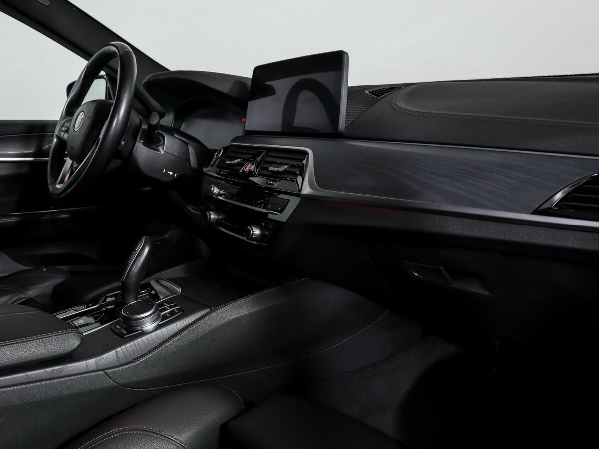 BMW 6 серии Gran Turismo 620d xDrive IV (G32) Рестайлинг, 2021 - 72 215 км. | Фото №6