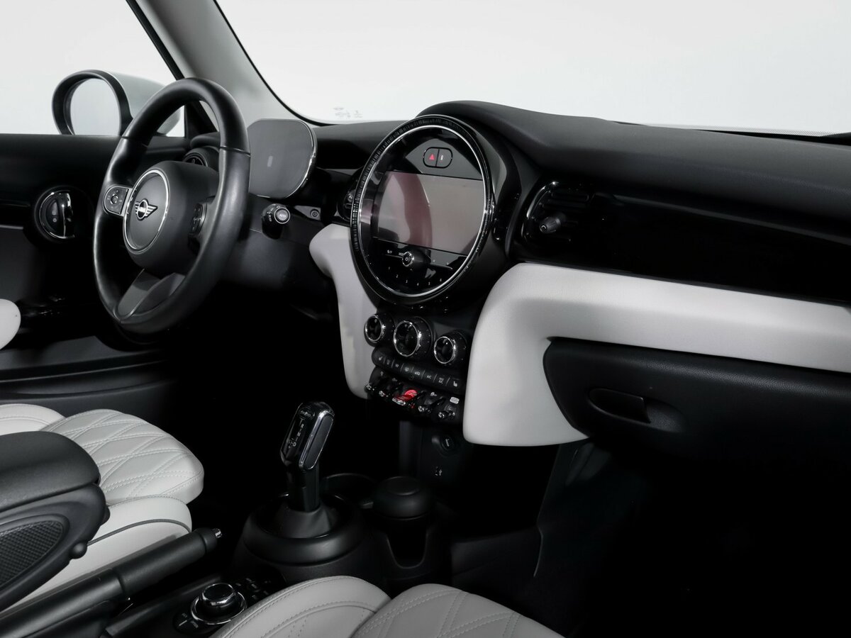 Mini Hatch Cooper III (F55/F56) Рестайлинг 2, 2021 - 63 178 км. | Фото №7