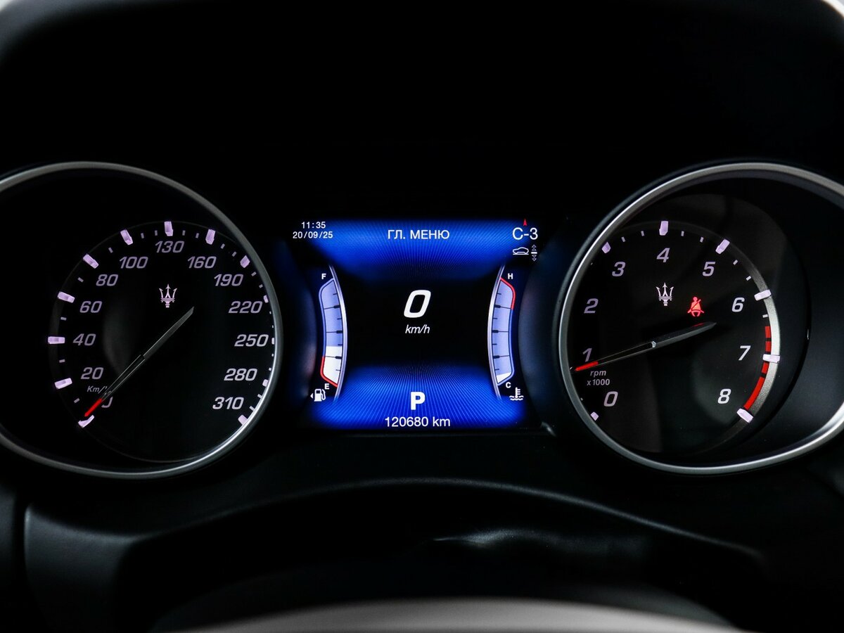 Maserati Levante I, 2017 Фото №11