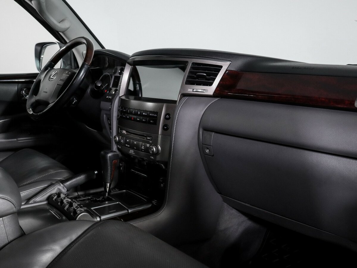 Lexus LX 570 III, 2008 Фото №9