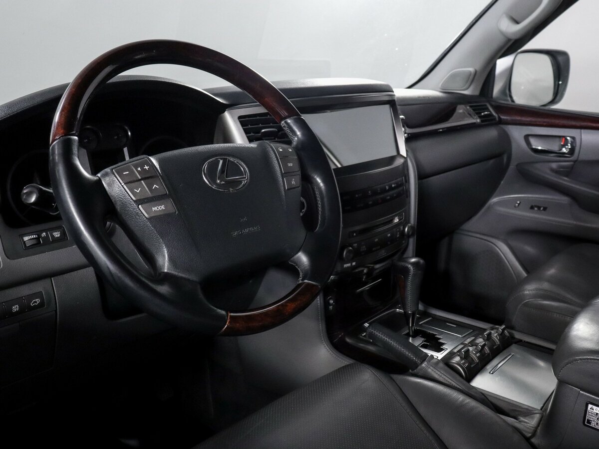 Lexus LX 570 III, 2008 Фото №14