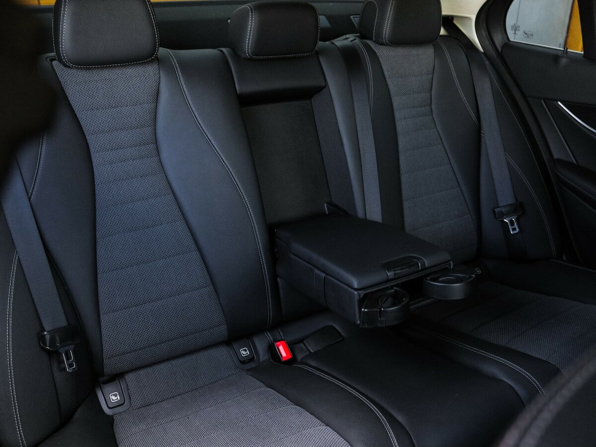 Mercedes-Benz E-Класс 300 V (W213, S213, C238), 2017 Фото №8