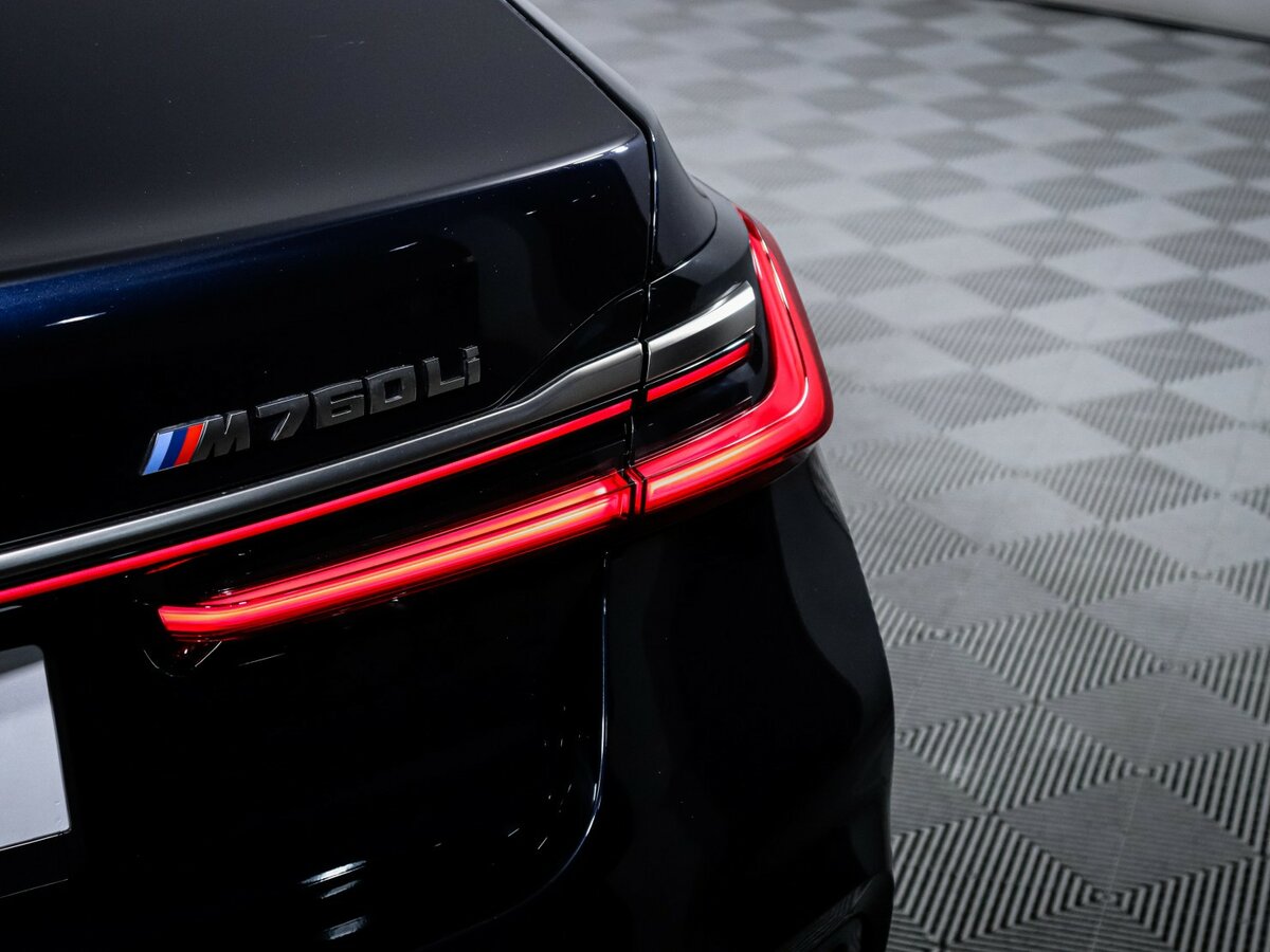 BMW 7 серии Long M760Li xDrive VI (G11/G12) Рестайлинг, 2021 Фото №18