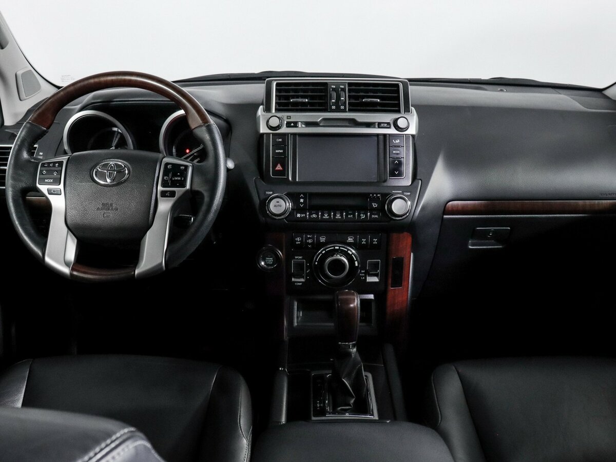 Toyota Land Cruiser Prado 6-speed 150 Series Рестайлинг 1, 2015 Фото №12